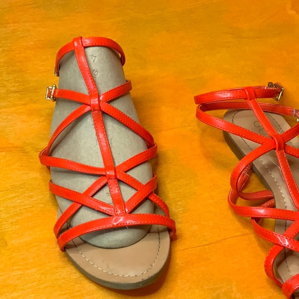 Guess sandals